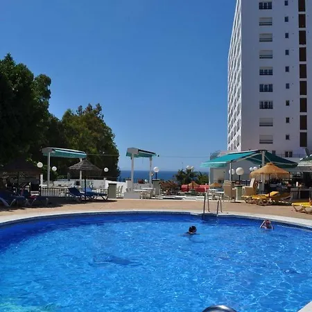 First Flatotel Internacional Szálloda 3*